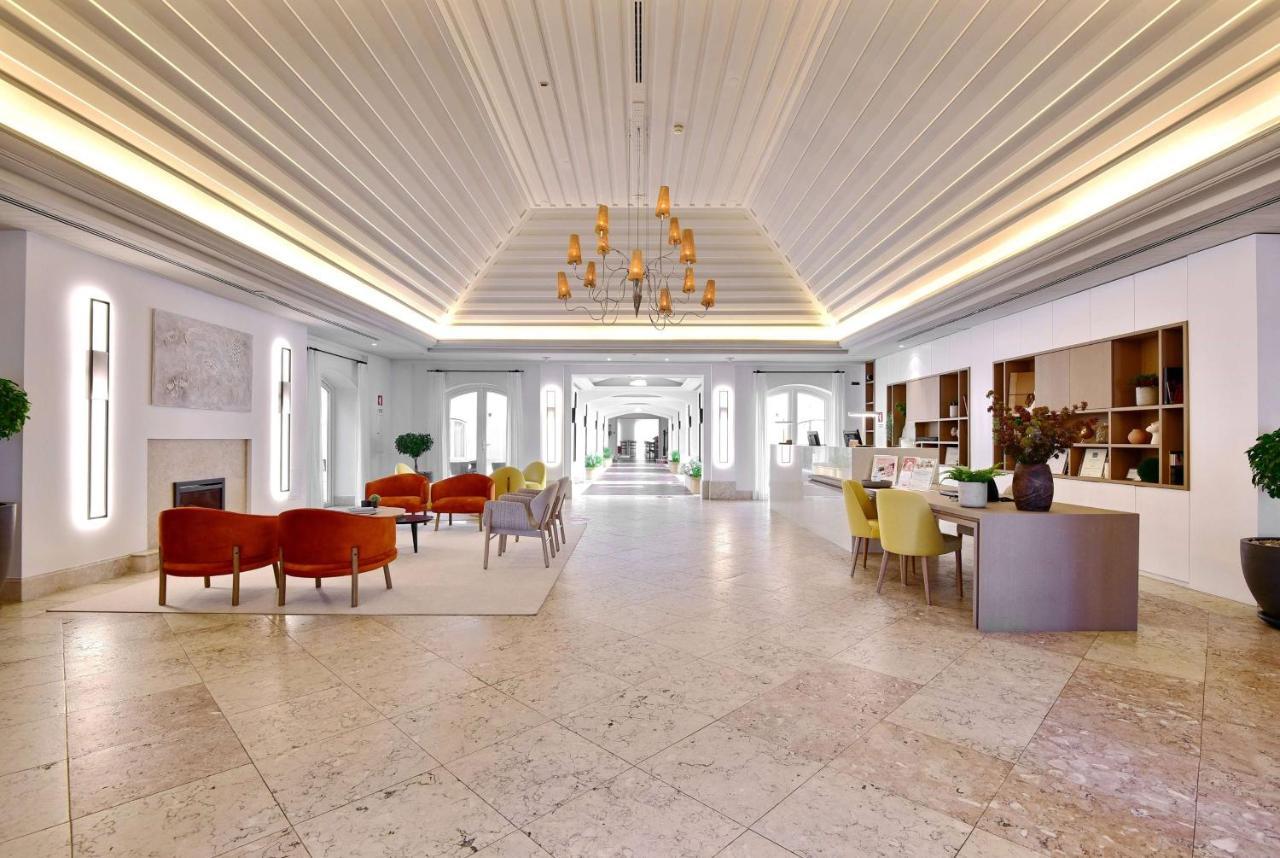 Dolce Camporeal Lisboa Turcifal Exterior photo The lobby of the hotel